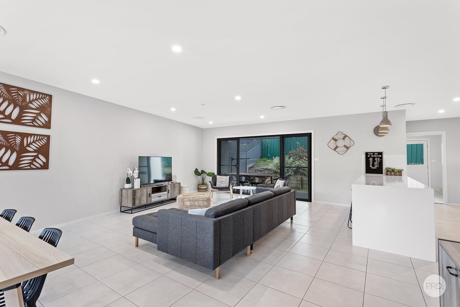 7B Primary Crescent NELSON BAY 8