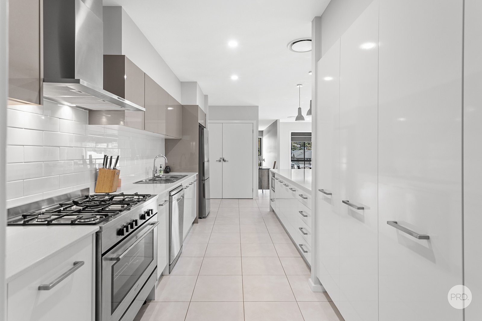 7B Primary Crescent NELSON BAY 16