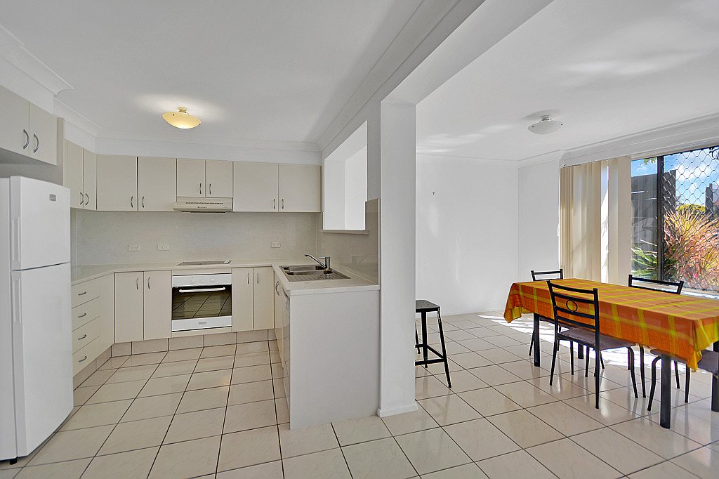 7B The Mainbrace  TWEED HEADS 3