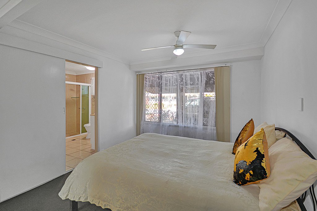 7B The Mainbrace  TWEED HEADS 4