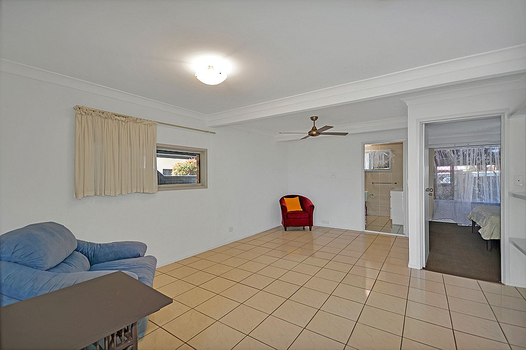 7B The Mainbrace  TWEED HEADS 5