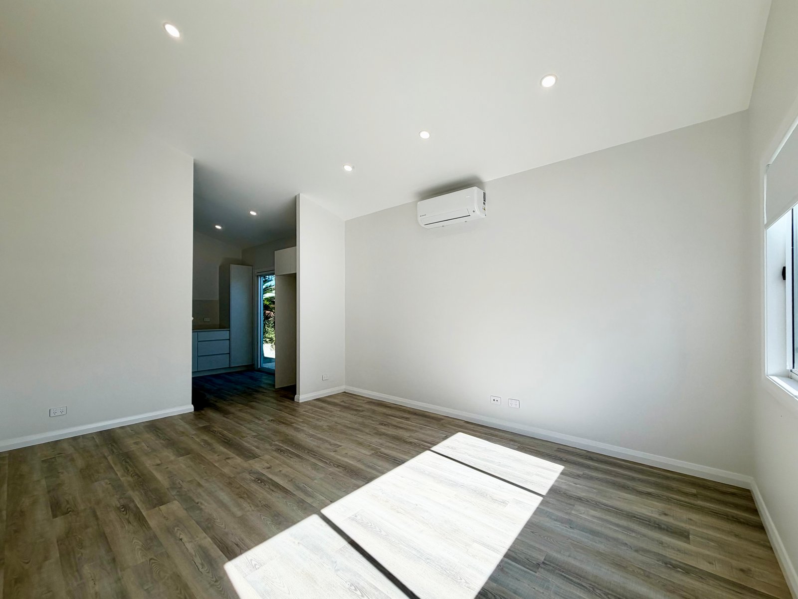 7b Upton Street SOLDIERS POINT 8