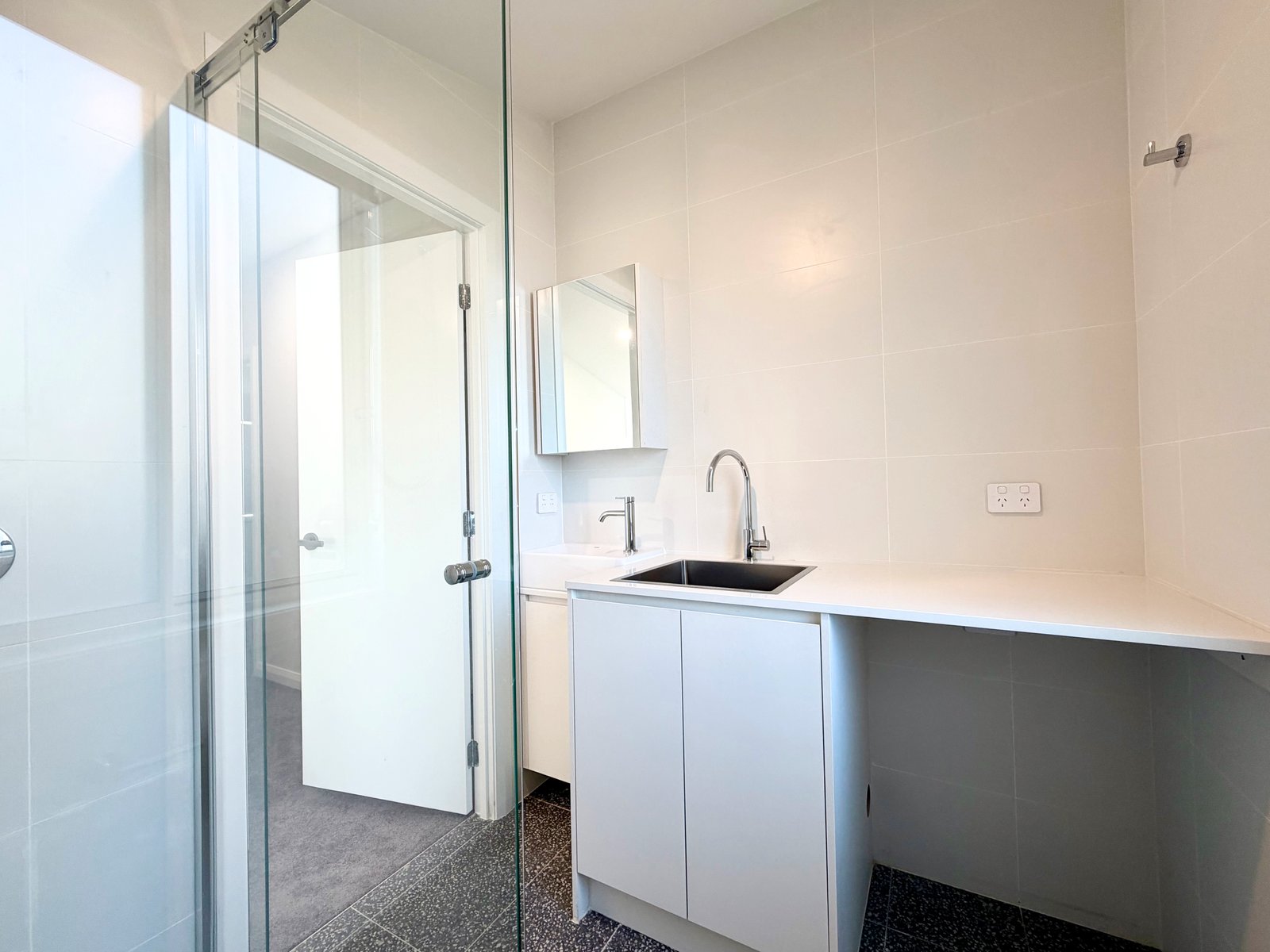 7b Upton Street SOLDIERS POINT 13