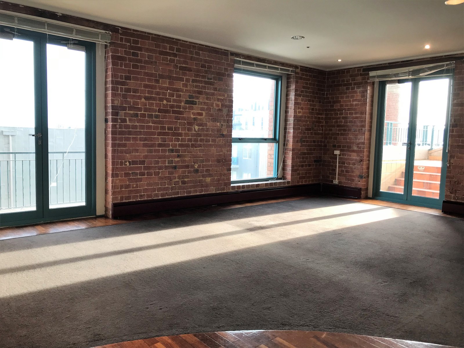 Gallery: 7c/9 Beach Street