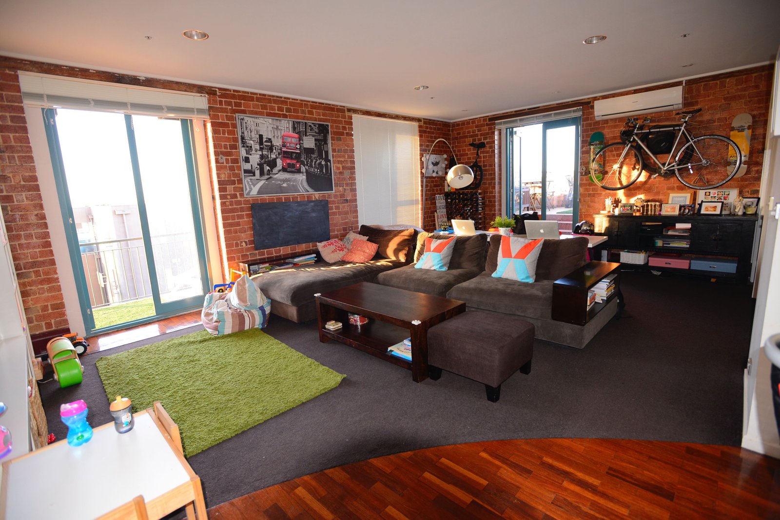 Gallery: 7c/9 Beach Street