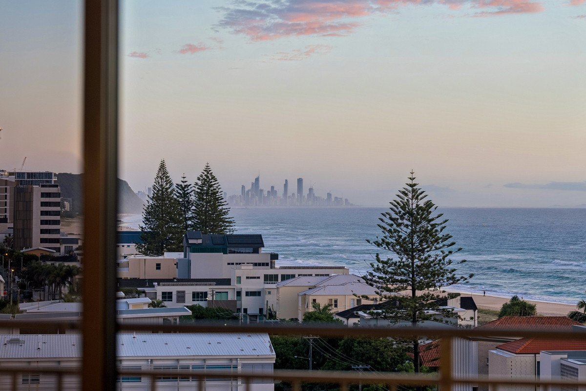 7D/973 Gold Coast Highway Palm Beach 16