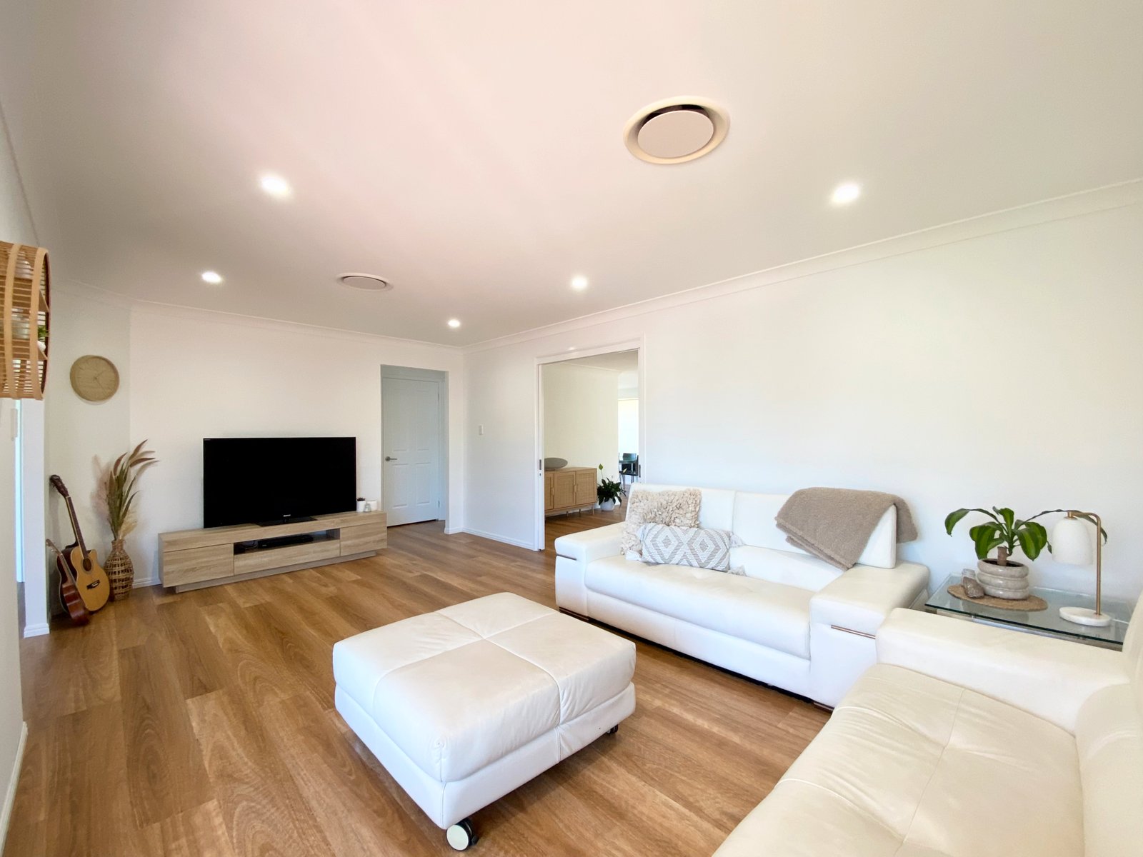 7E Yawl Close CORLETTE 3