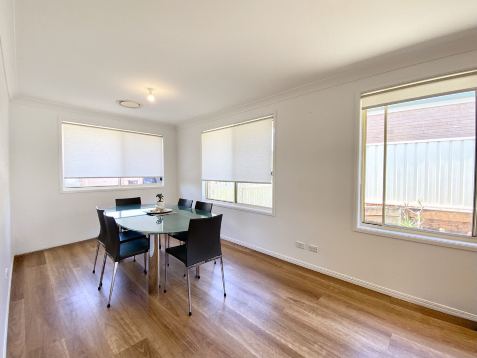 7E Yawl Close CORLETTE 7