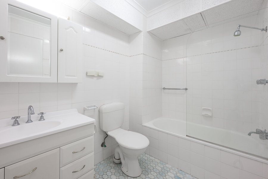 7H/33 Thornton Street SURFERS PARADISE 6