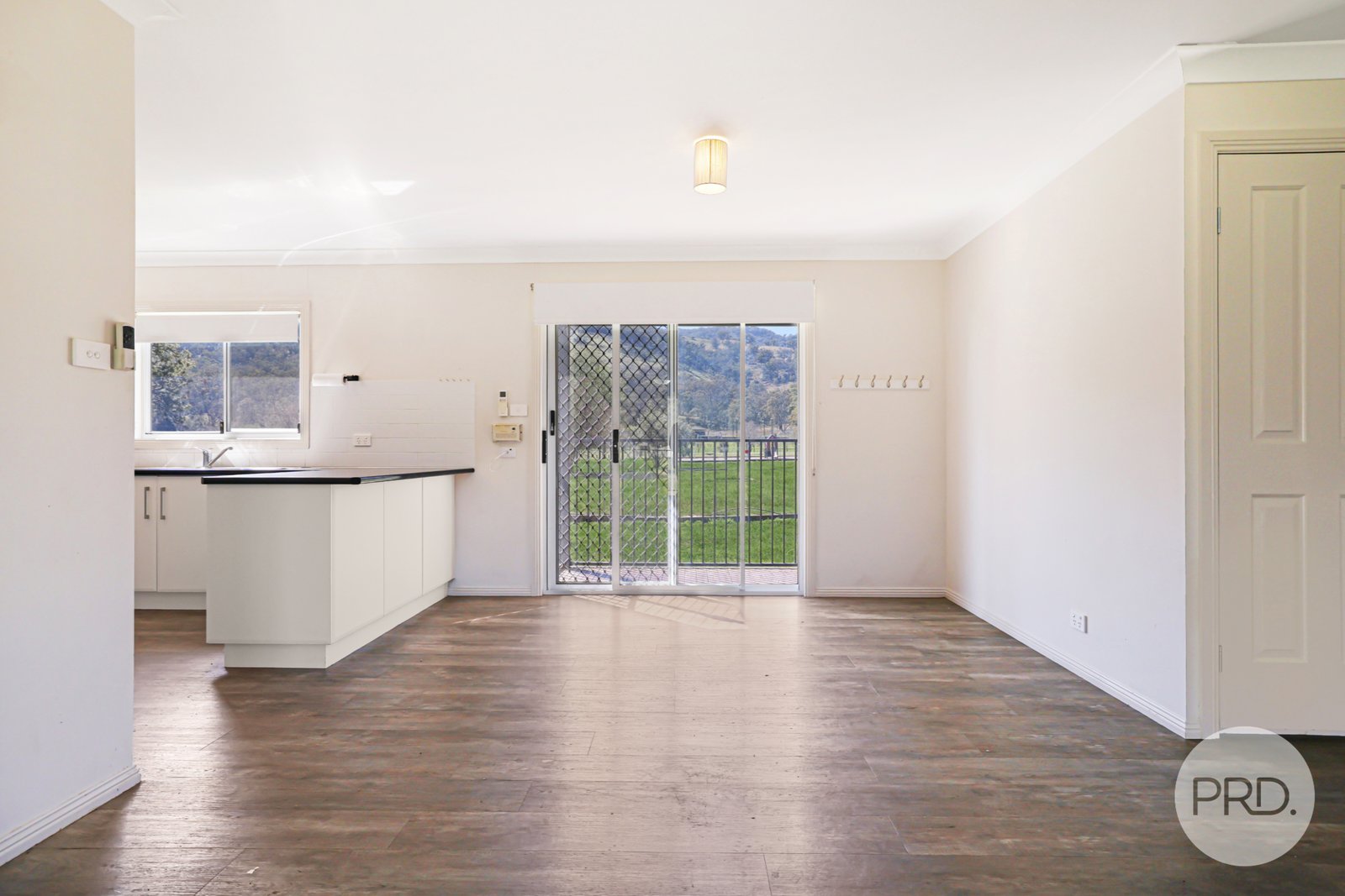 8-10 Duncan Street WOOLOMIN 9