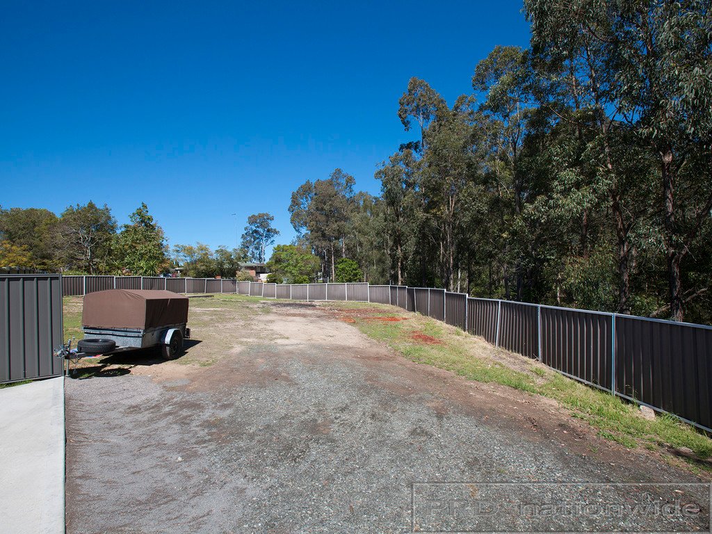 8 & 8a Knoll Crescent EAST MAITLAND 11