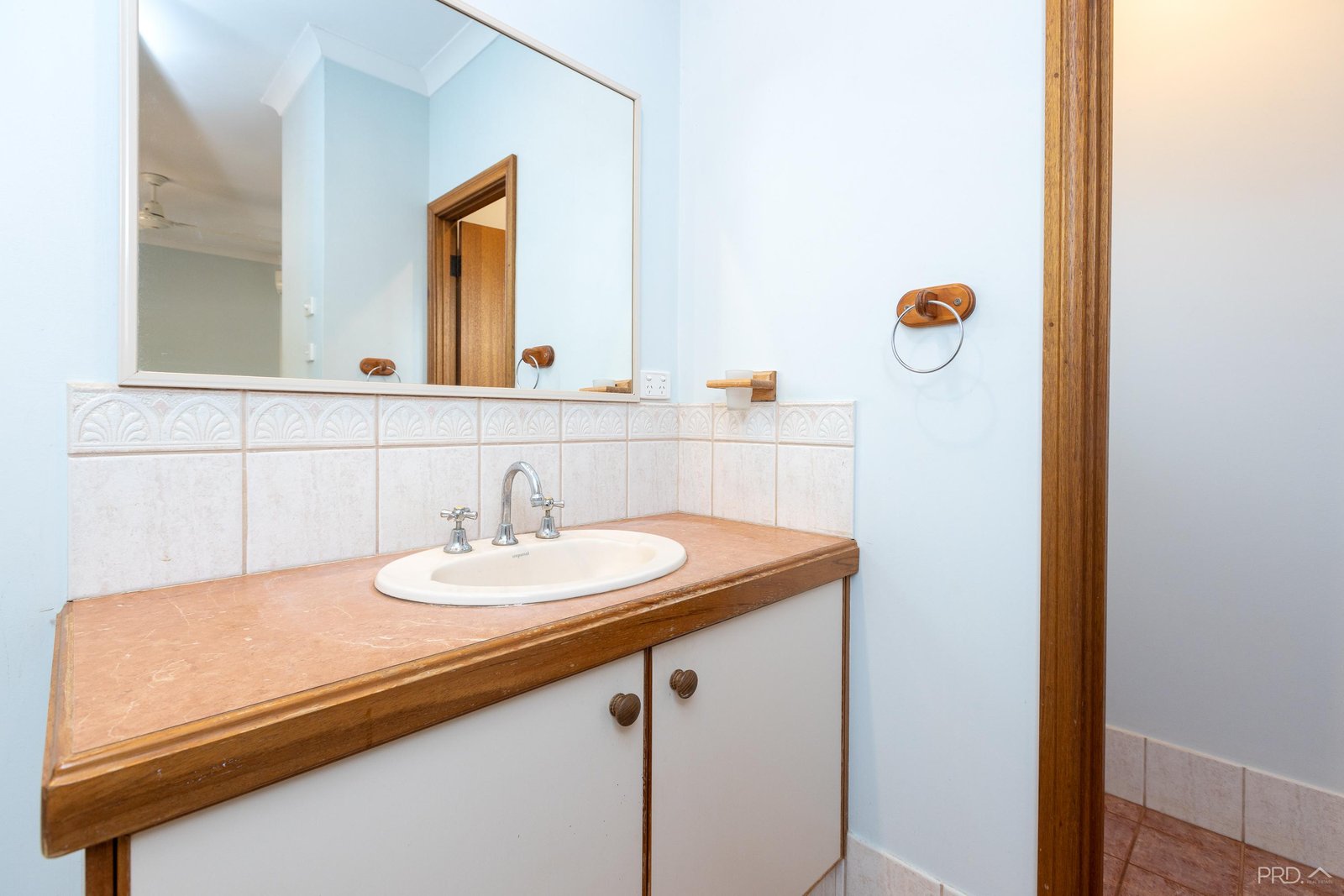 8 Aarons Drive CABLE BEACH 9