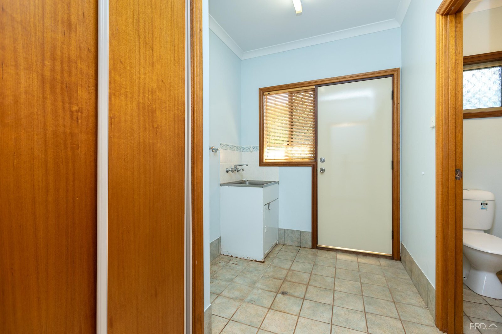 8 Aarons Drive CABLE BEACH 12