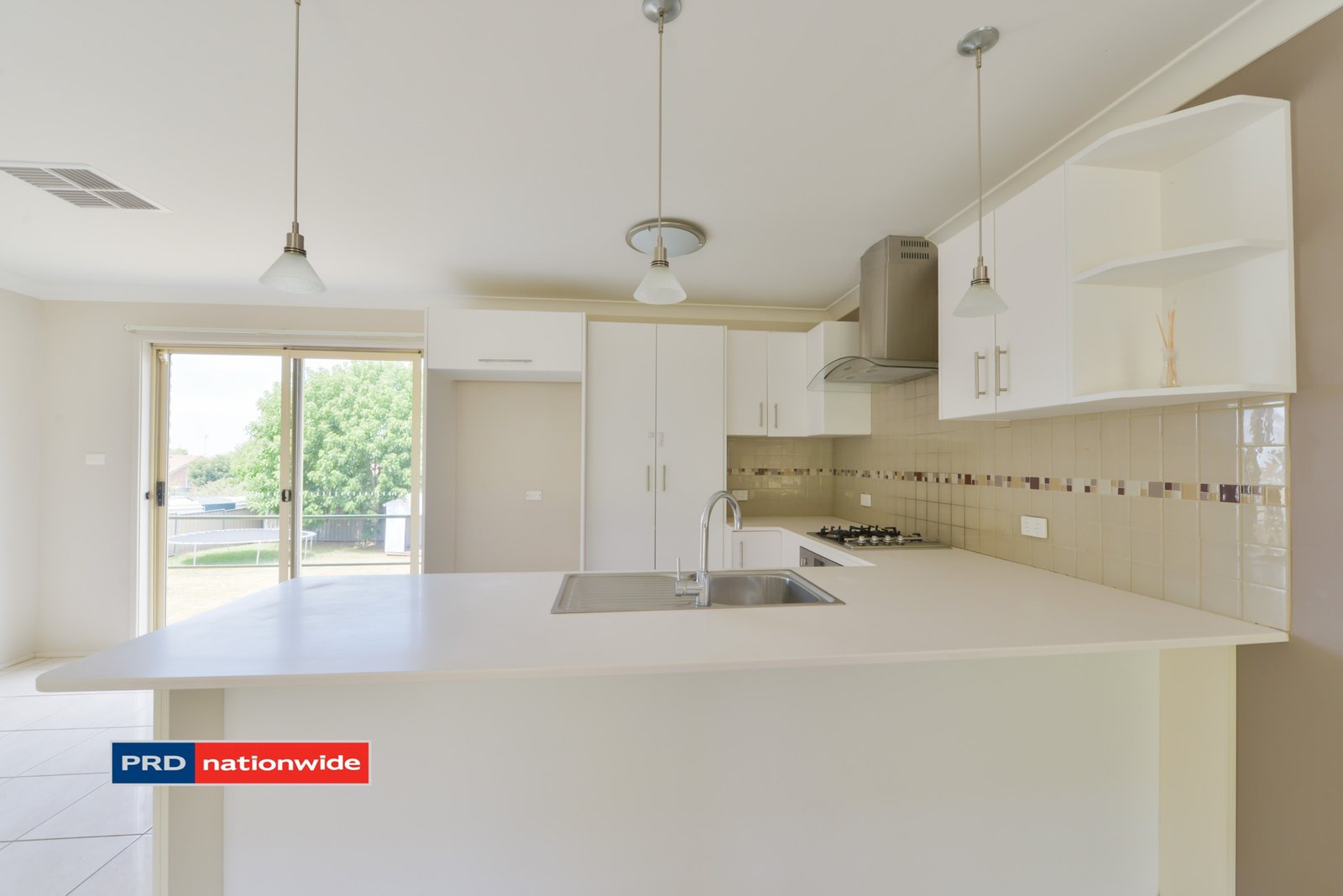8 Acacia Drive TAMWORTH 3