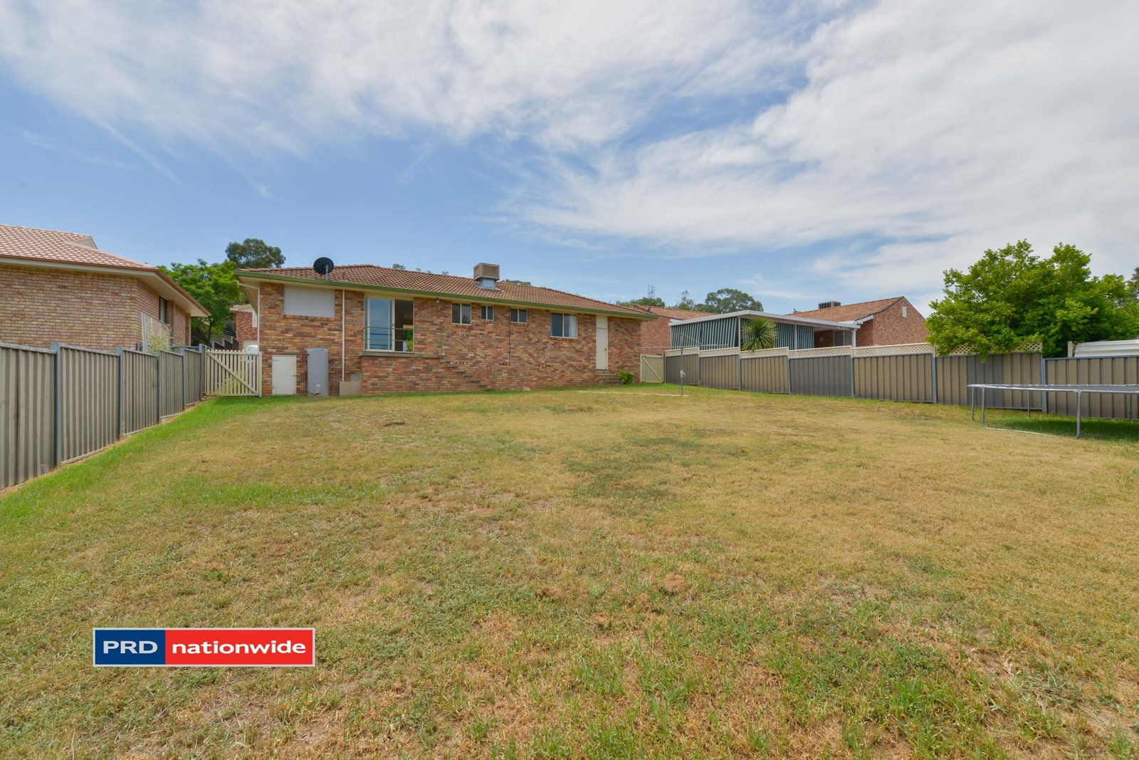 8 Acacia Drive TAMWORTH 11