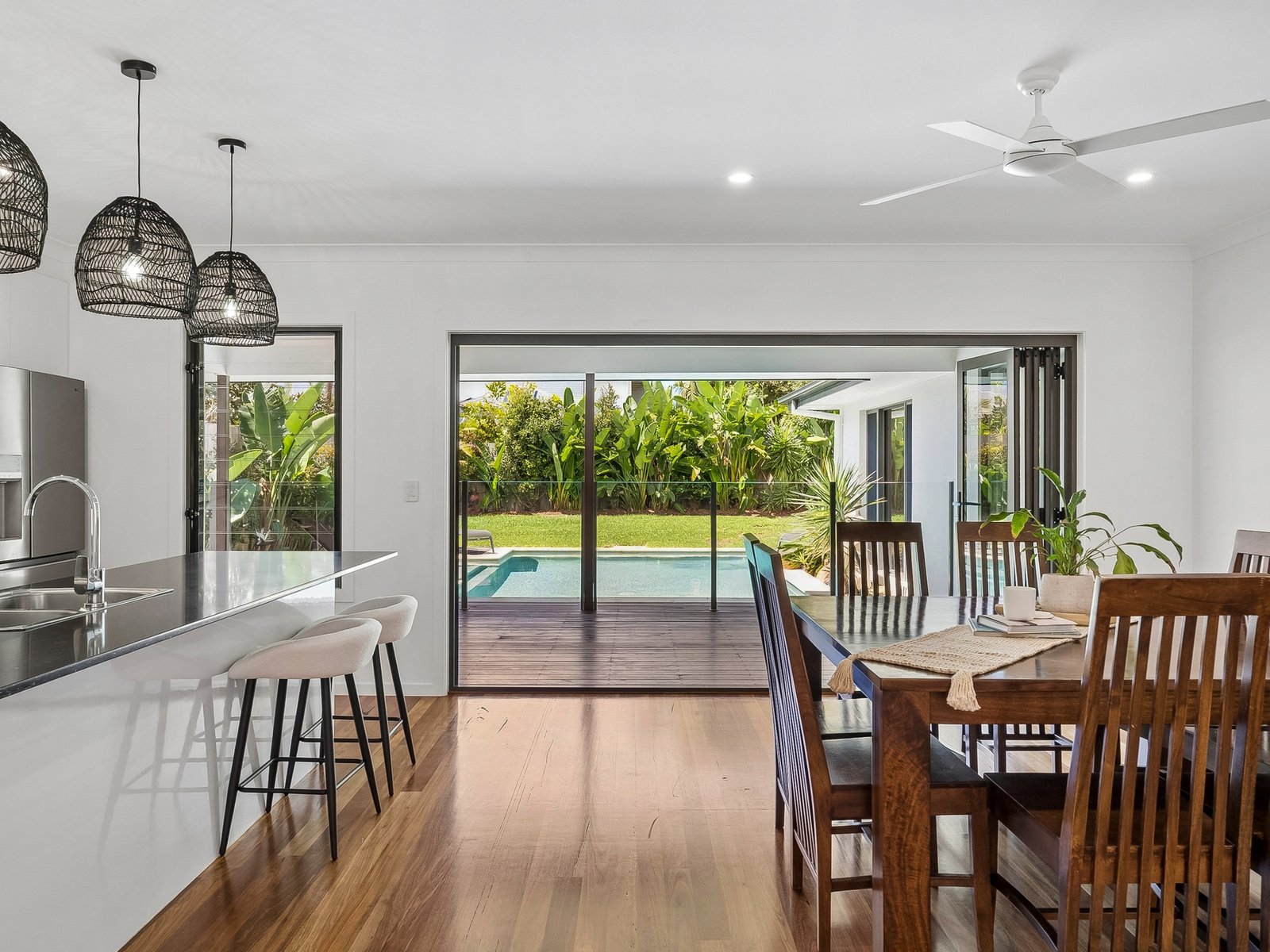 8 Acolus Court CASUARINA 2