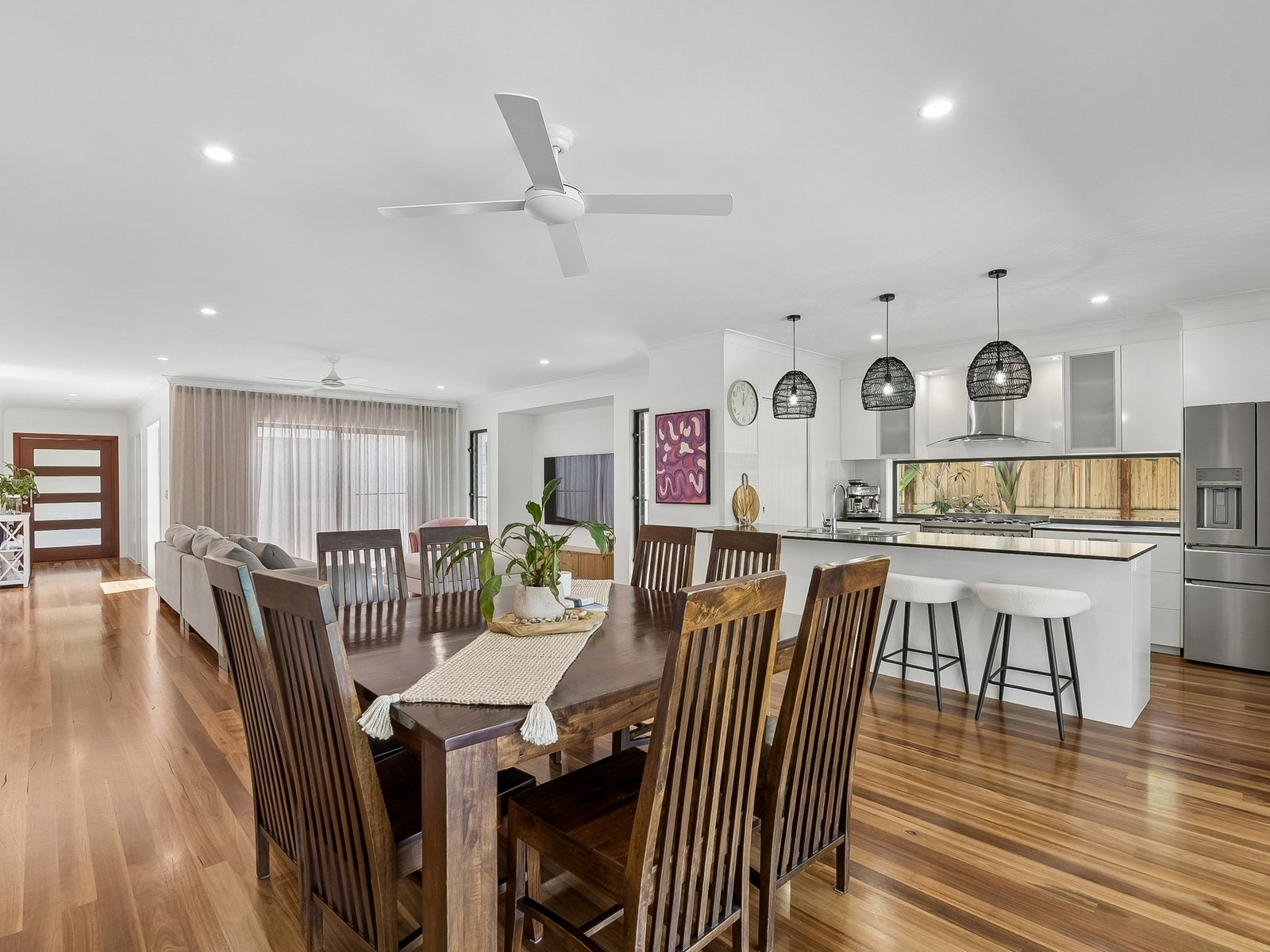 8 Acolus Court CASUARINA 16
