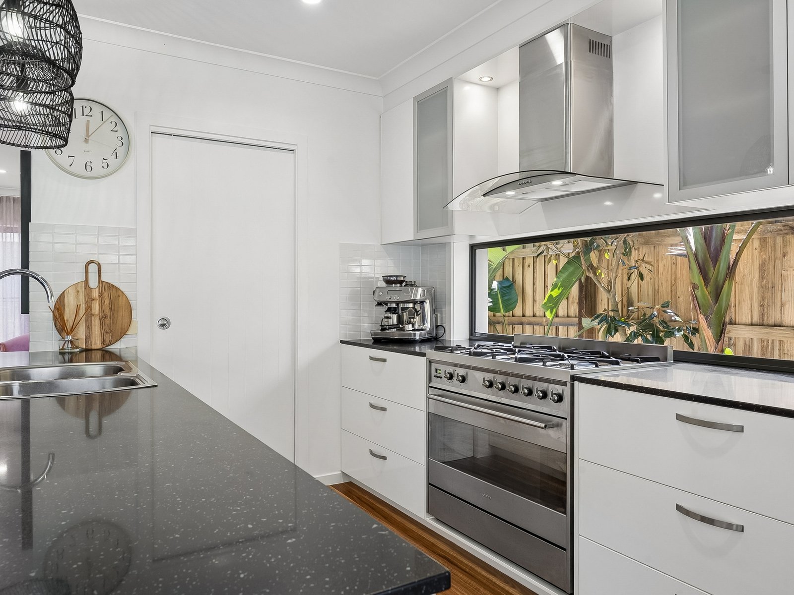 8 Acolus Court CASUARINA 17