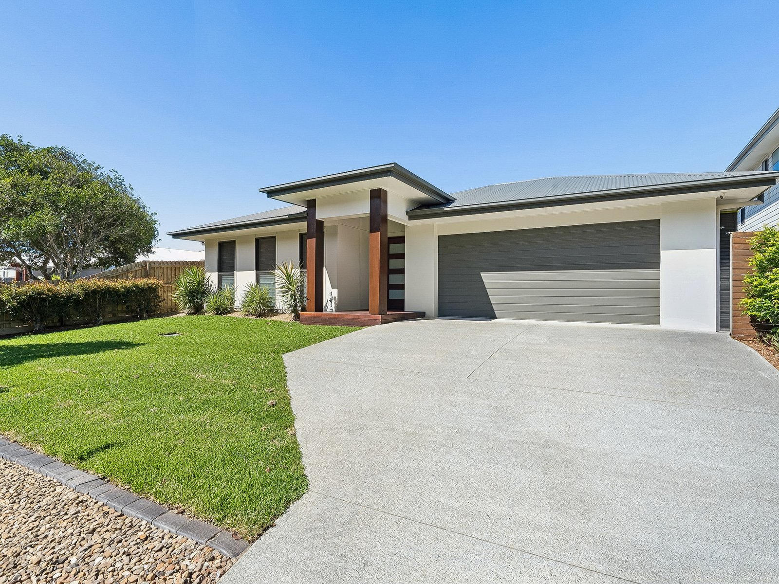 8 Acolus Court CASUARINA 20