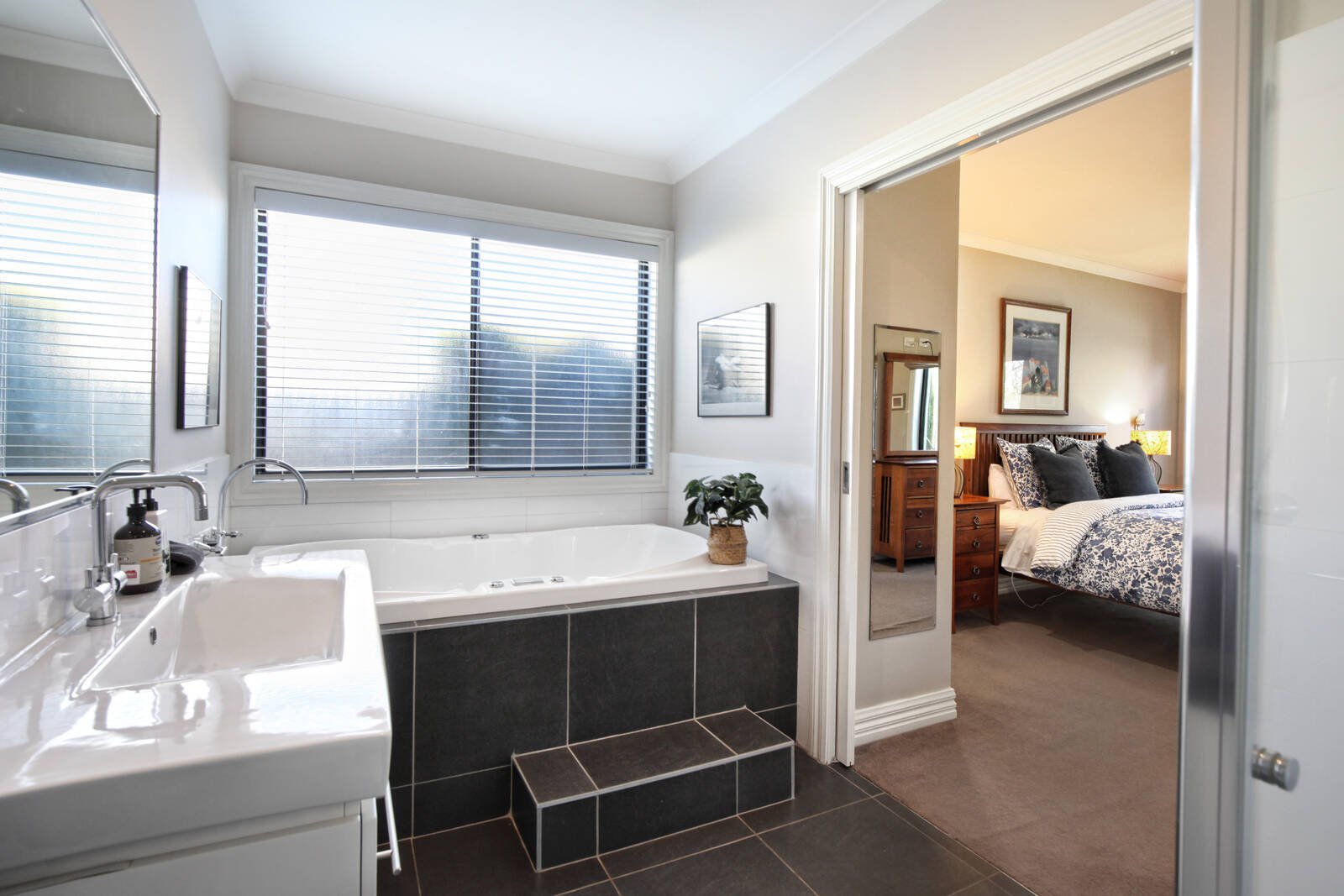 Real Estate and Property in 8 Adam Close, Woodend, VIC