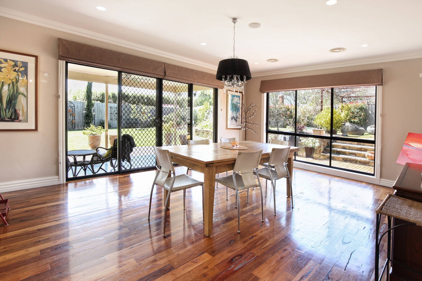 Real Estate and Property in 8 Adam Close, Woodend, VIC