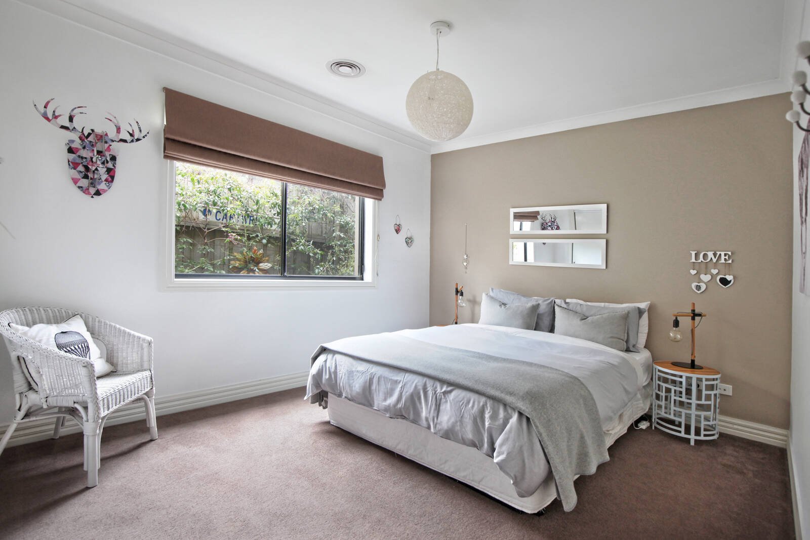 Real Estate and Property in 8 Adam Close, Woodend, VIC