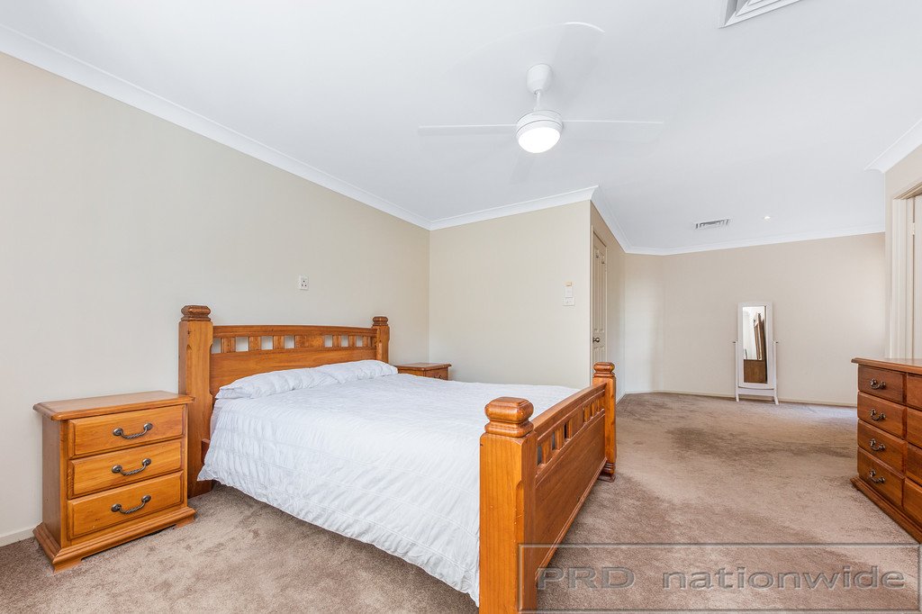 8 Adelong Close RUTHERFORD 11