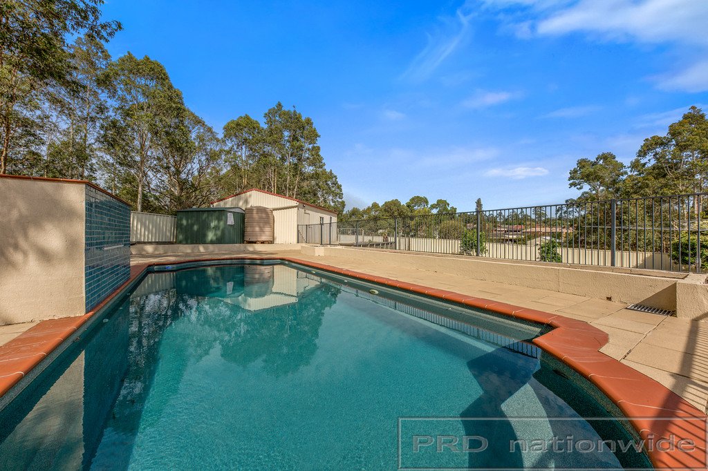 8 Adelong Close RUTHERFORD 23