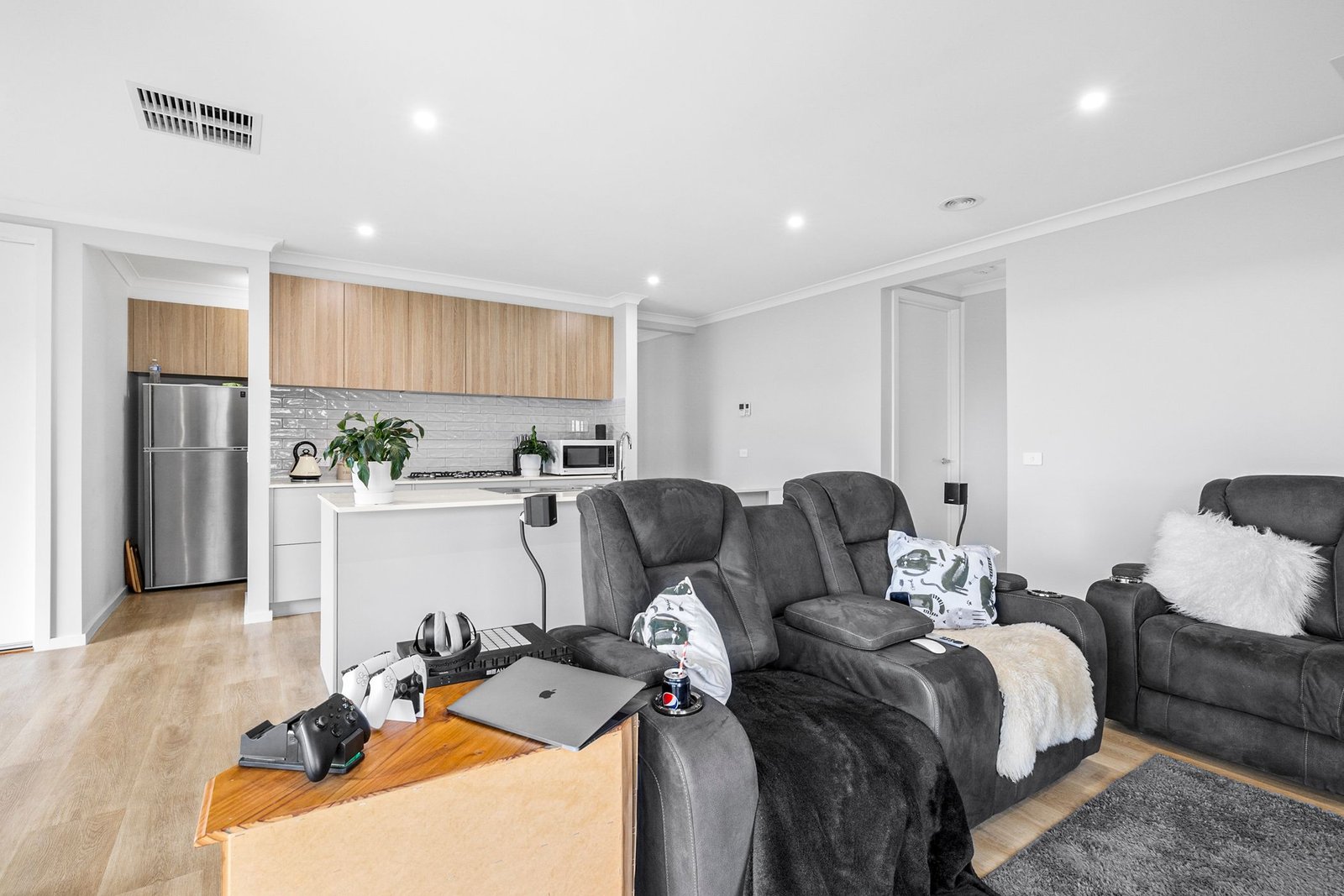 Gallery: 8 Adrianus Street