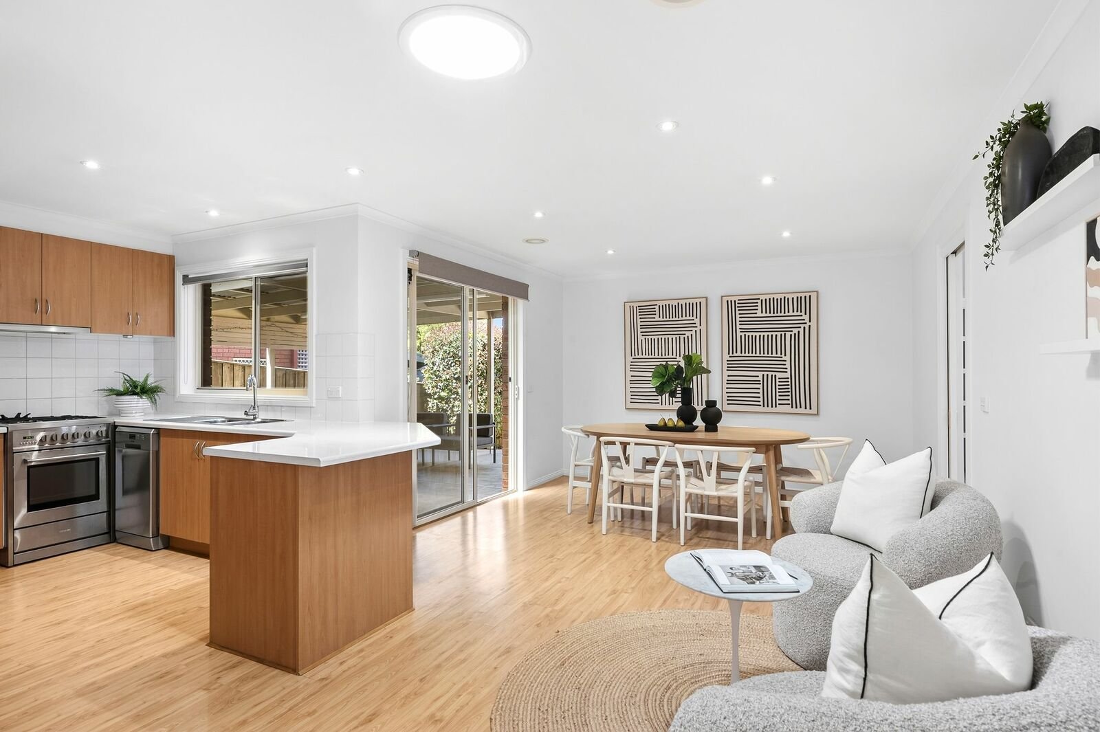 Gallery: 8 Aintree Road