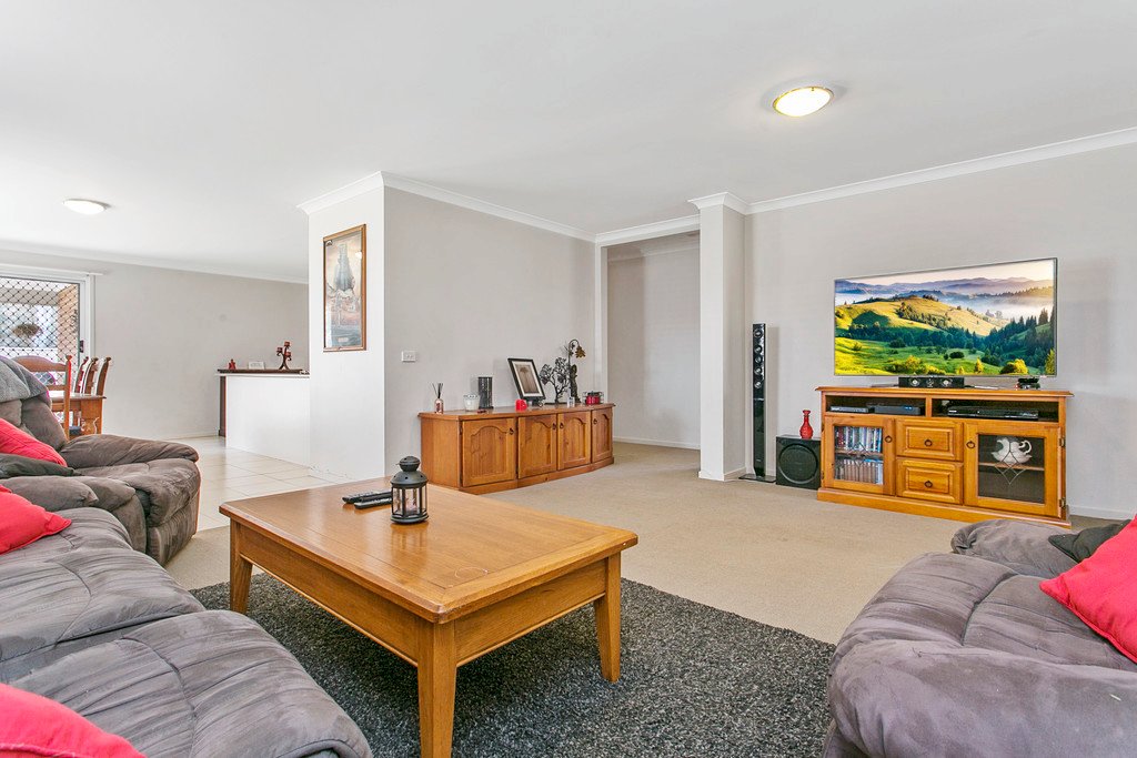 8 Alana Court MARONG 2