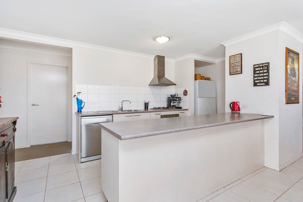 8 Alana Court MARONG 5