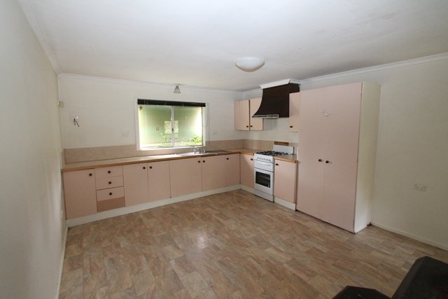 8 Albert Street BEAUFORT 2