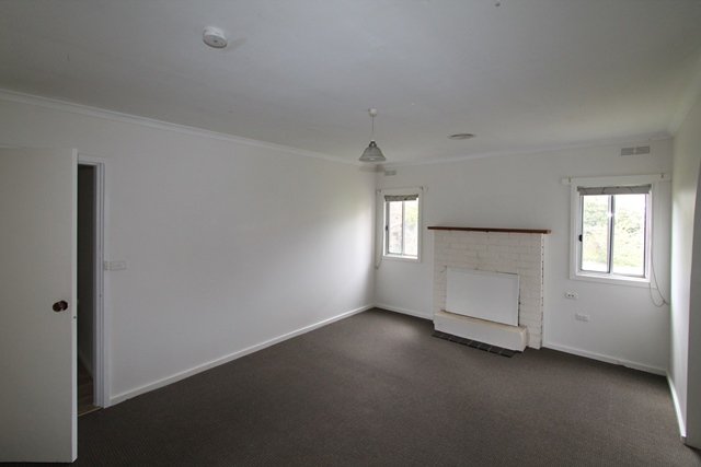 8 Albert Street BEAUFORT 3