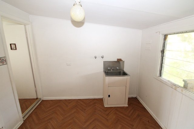 8 Albert Street BEAUFORT 9