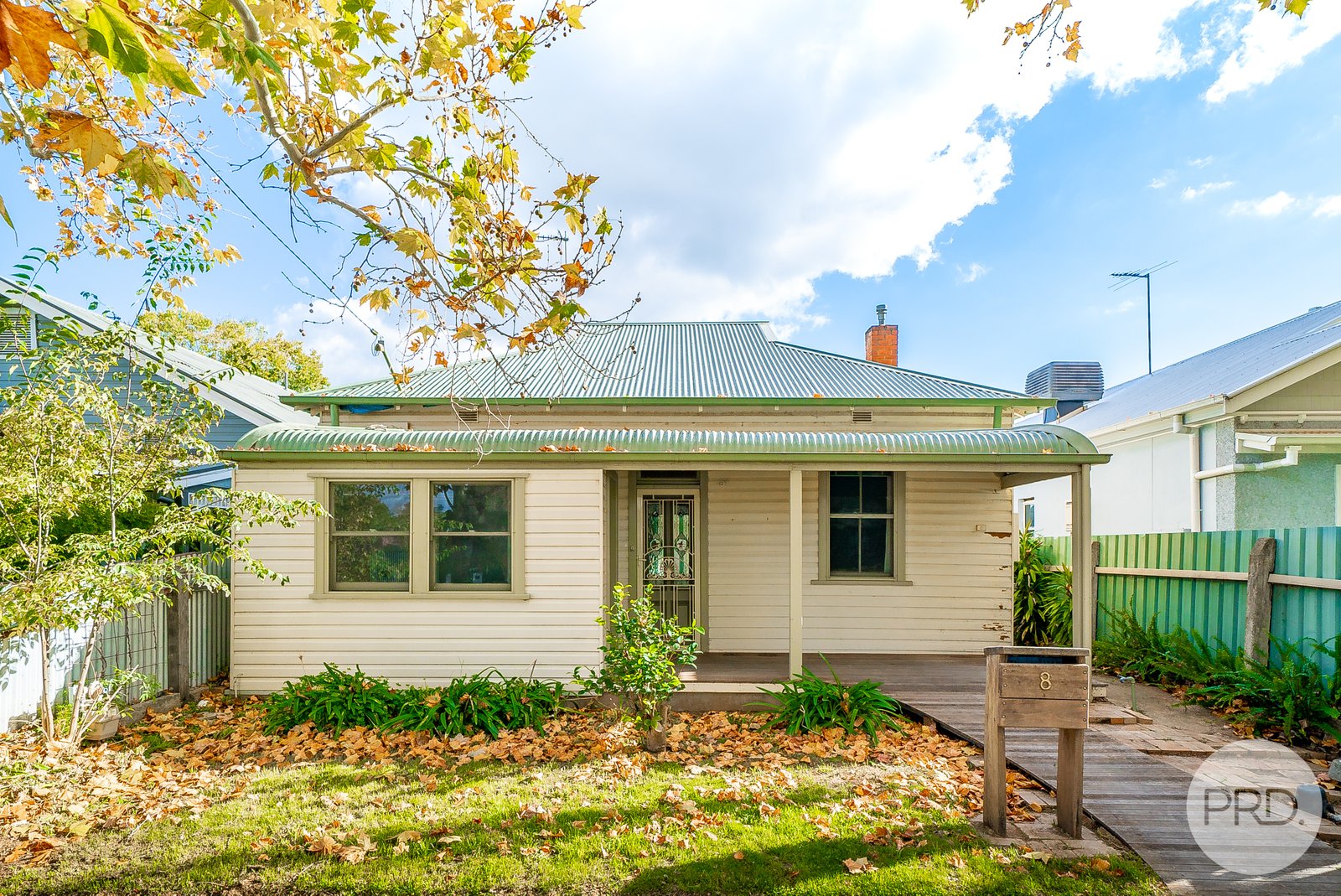 8 Albert Street WAGGA WAGGA 1