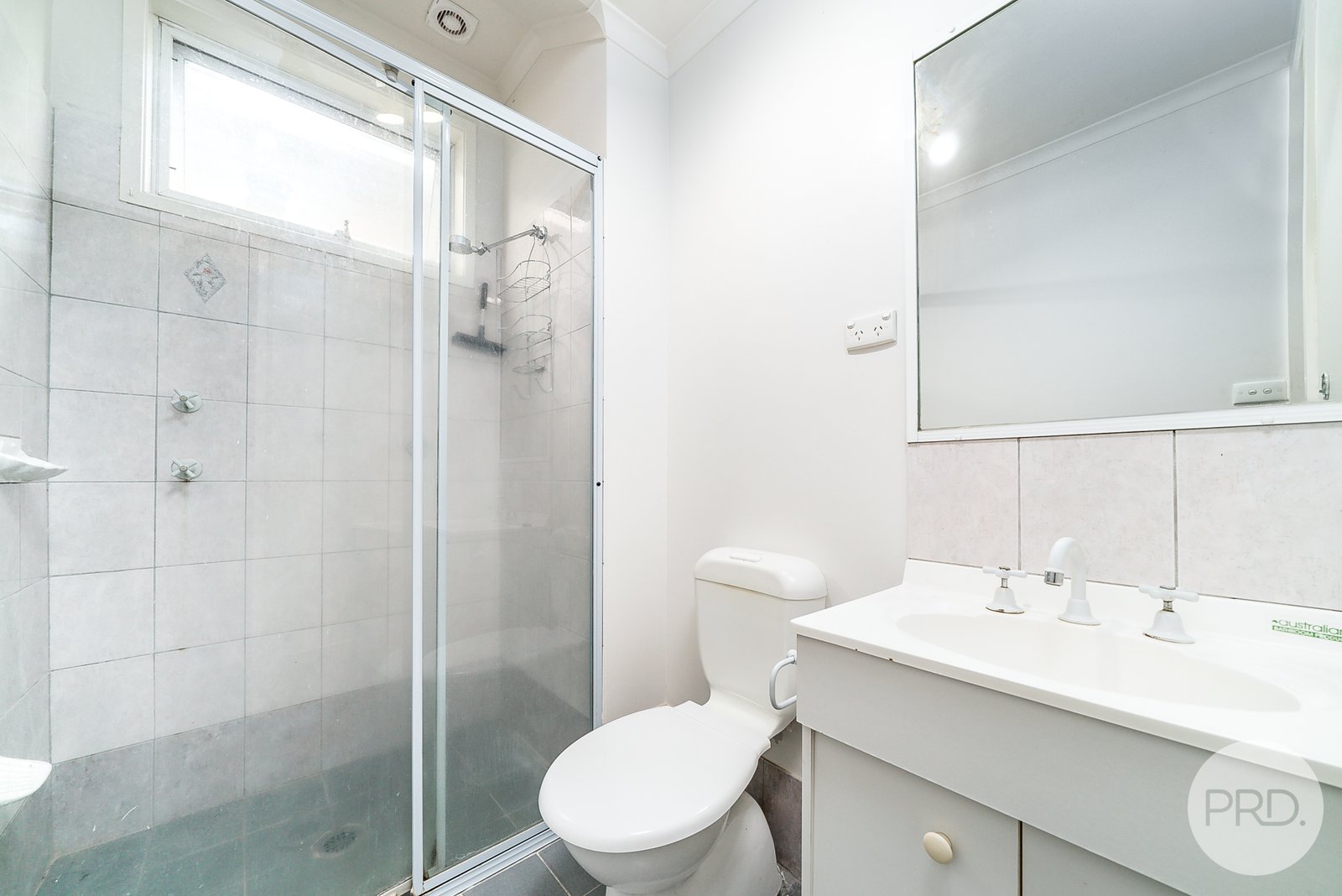 8 Albert Street WAGGA WAGGA 12