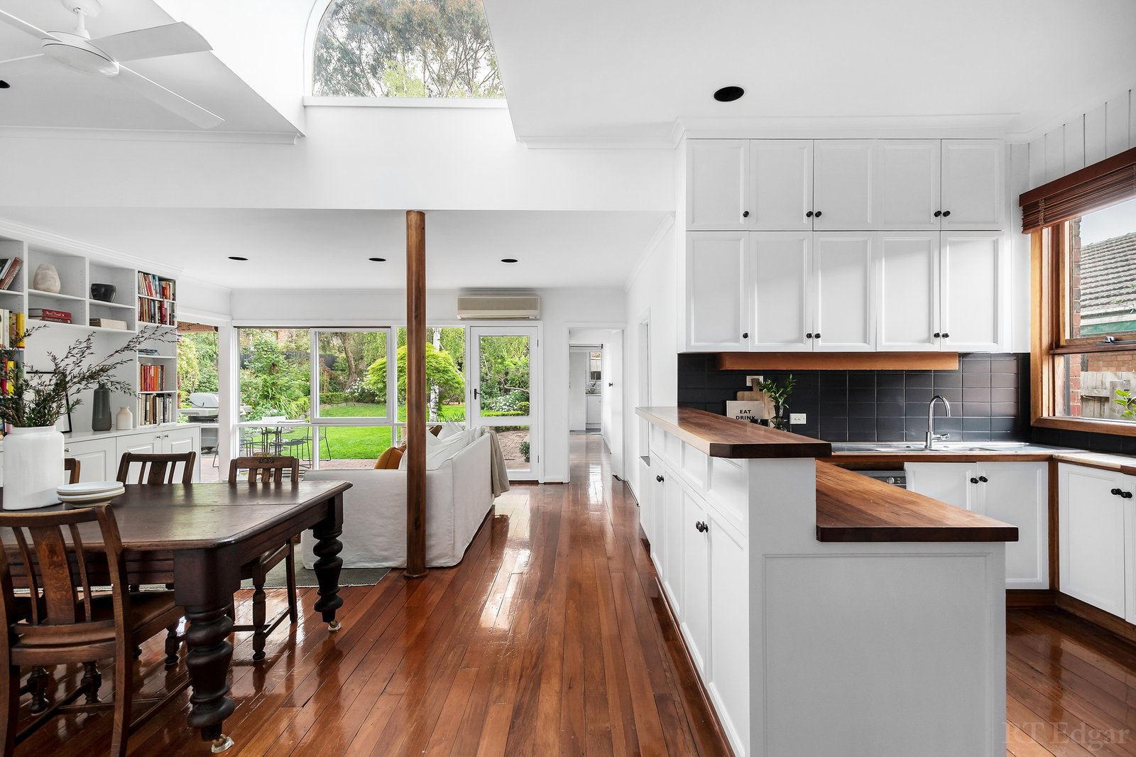 Real Estate and Property in 8 Allambee Avenue, Camberwell, VIC