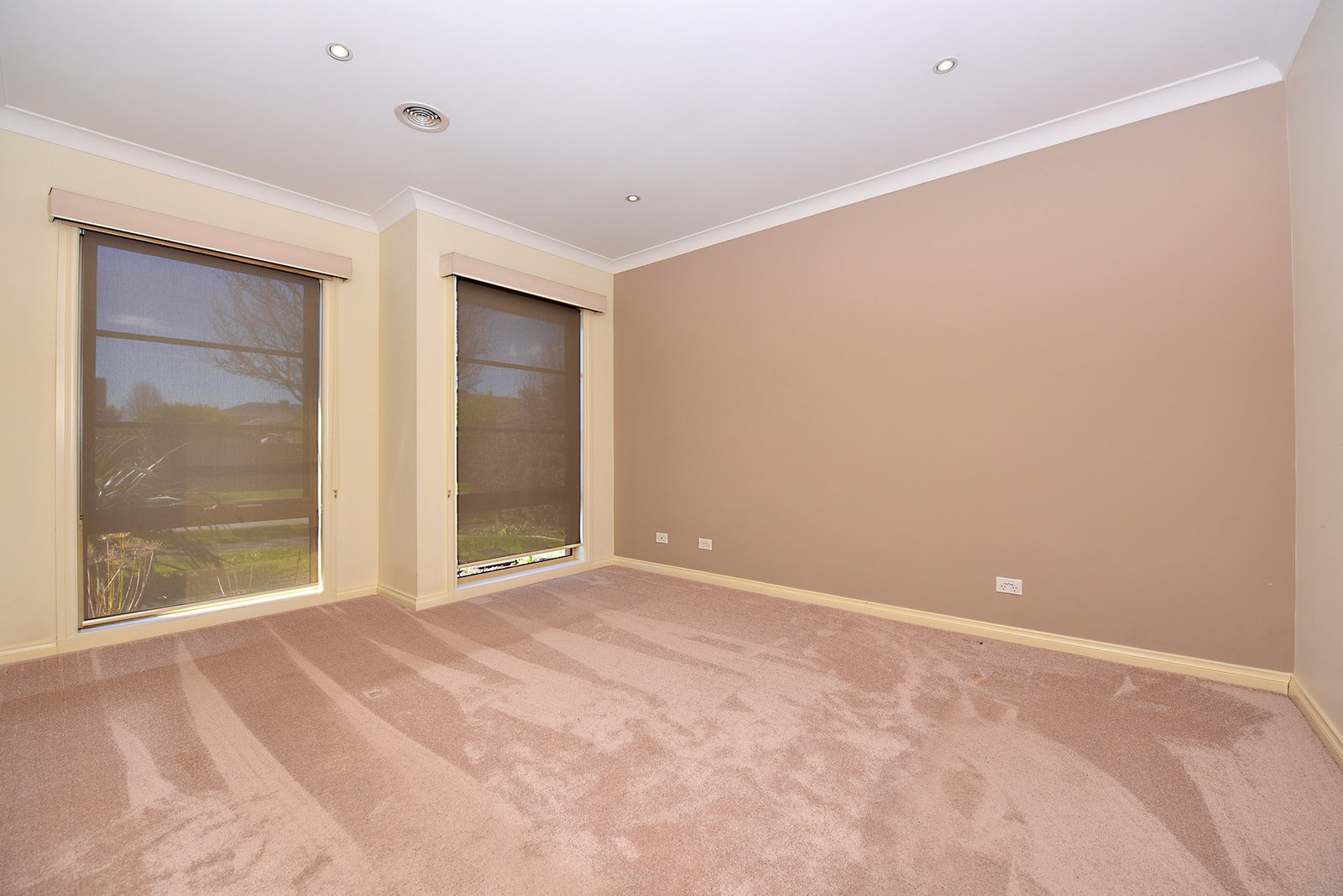 Gallery: 8 Allington Avenue
