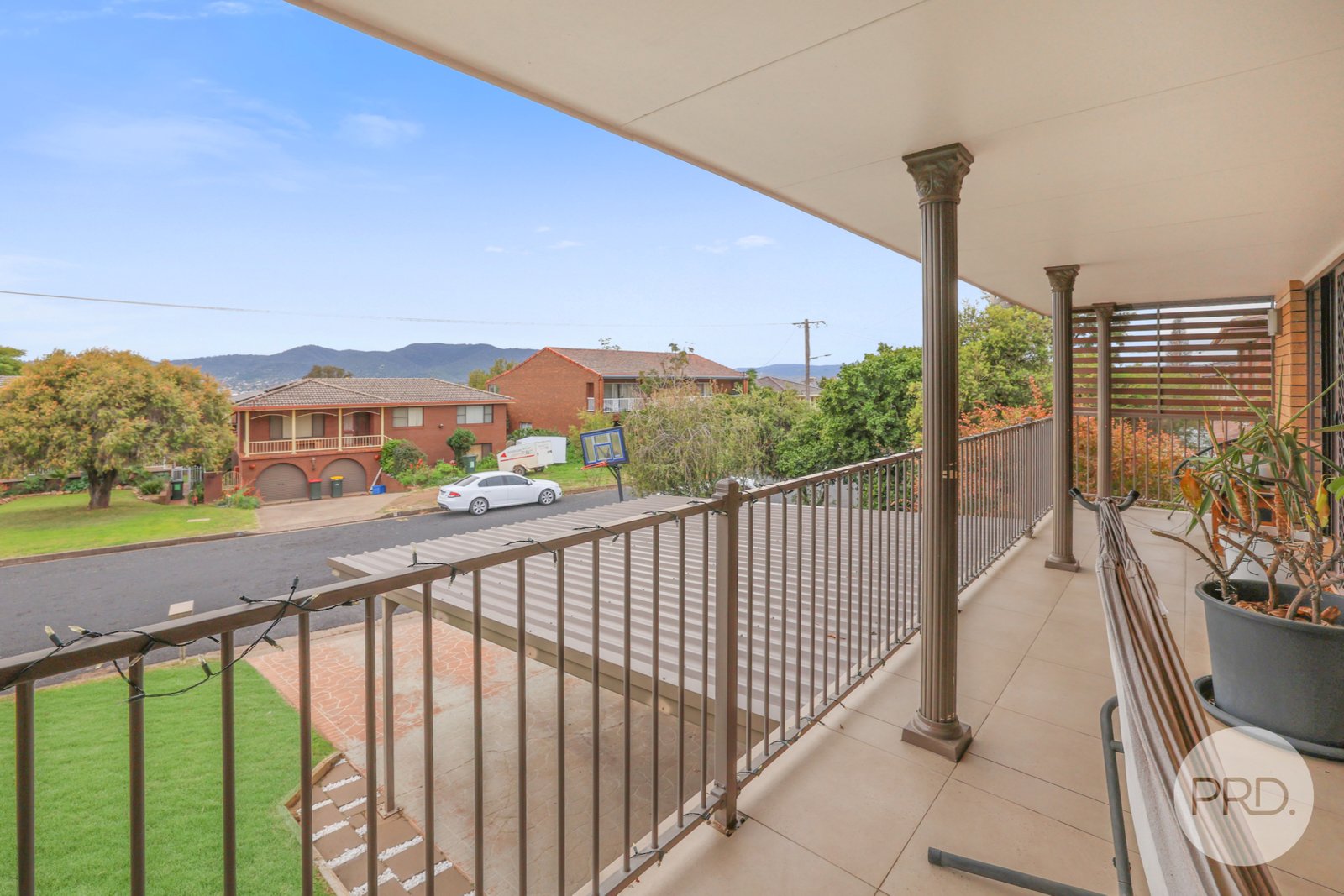 8 Amaroo Road TAMWORTH 3