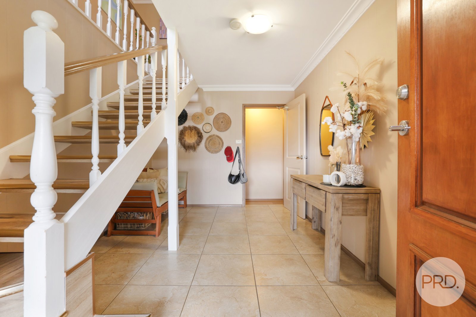 8 Amaroo Road TAMWORTH 4