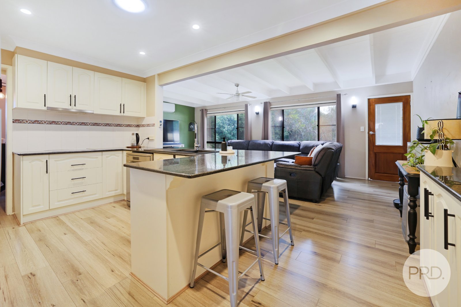 8 Amaroo Road TAMWORTH 22