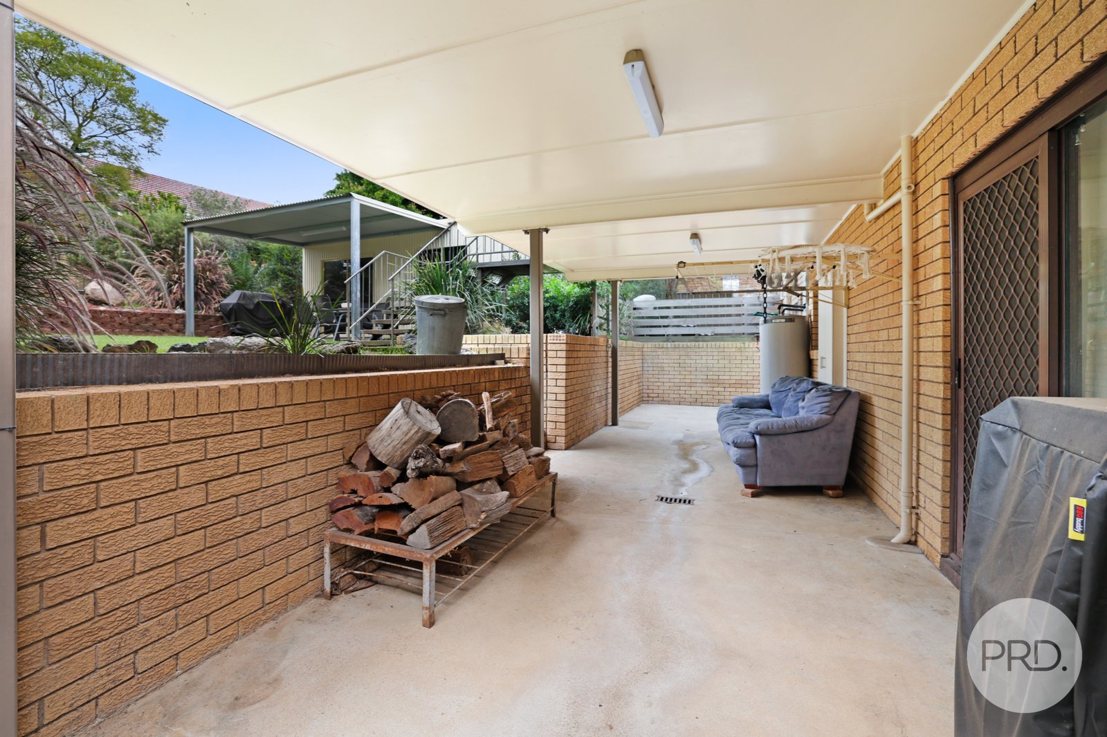 8 Amaroo Road TAMWORTH 24