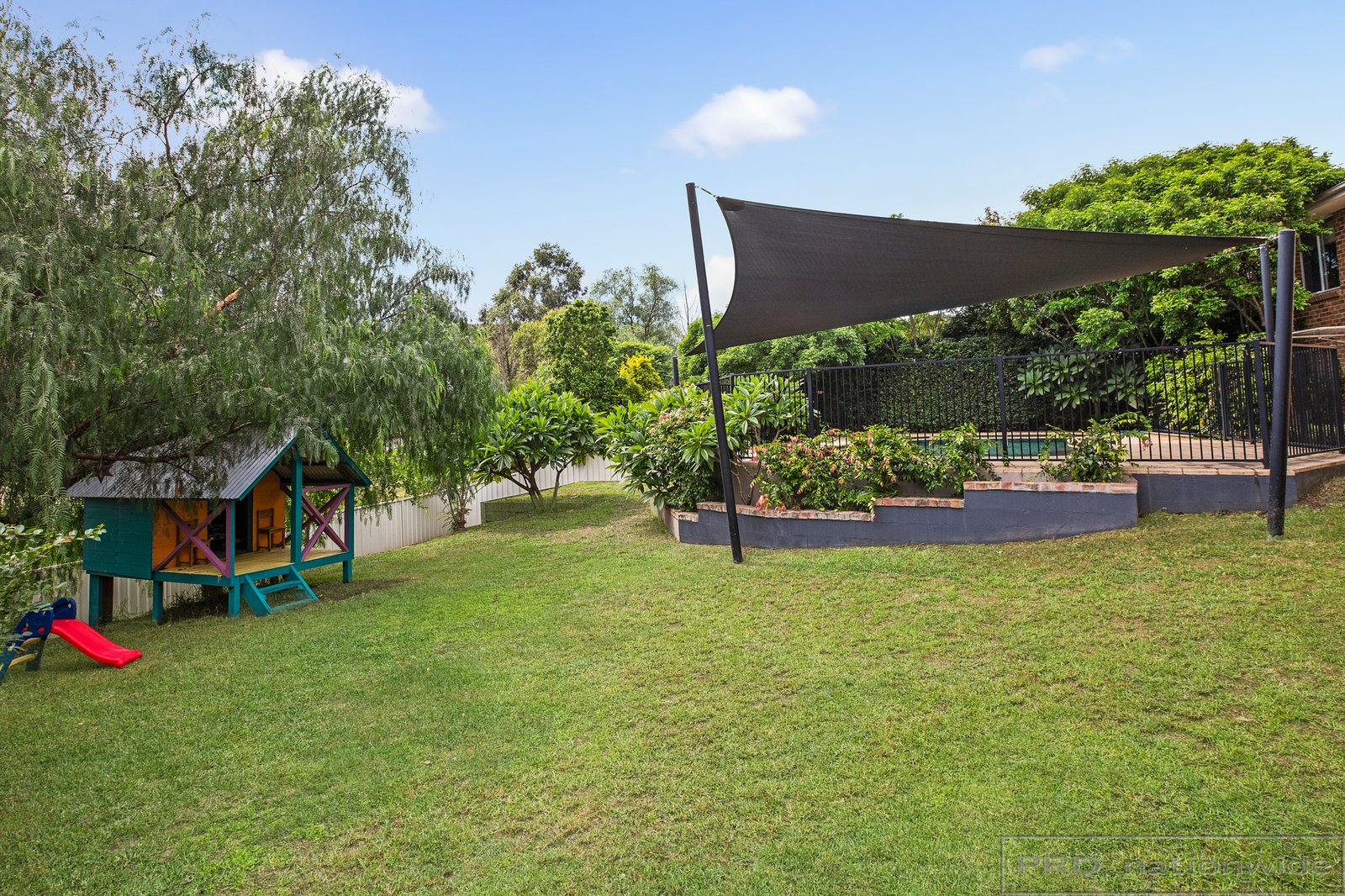 8 Amber Grove BOLWARRA HEIGHTS 24