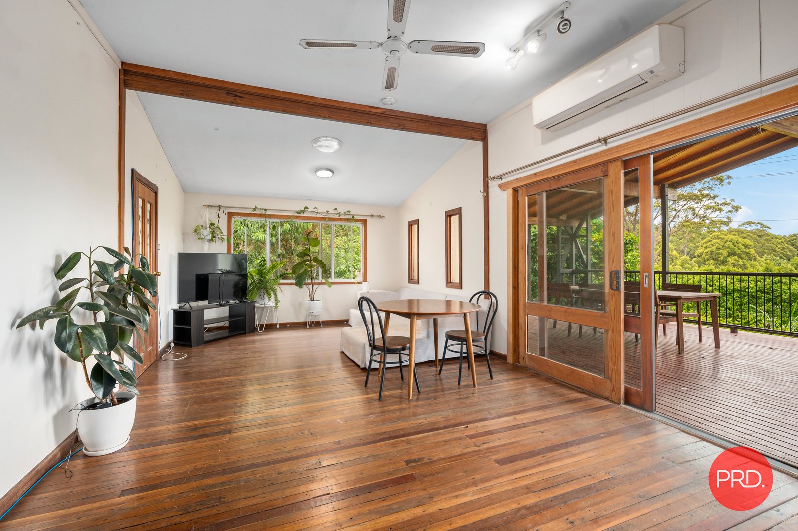 8 Andren Close BONVILLE 2