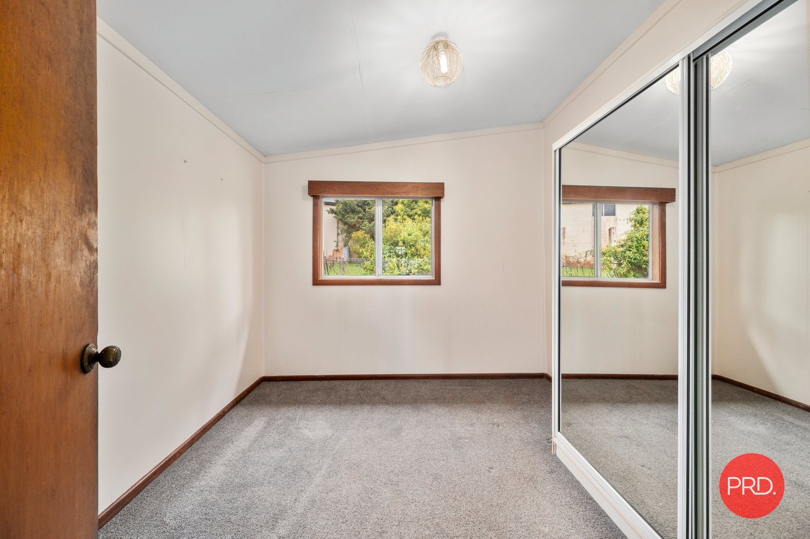 8 Andren Close BONVILLE 8