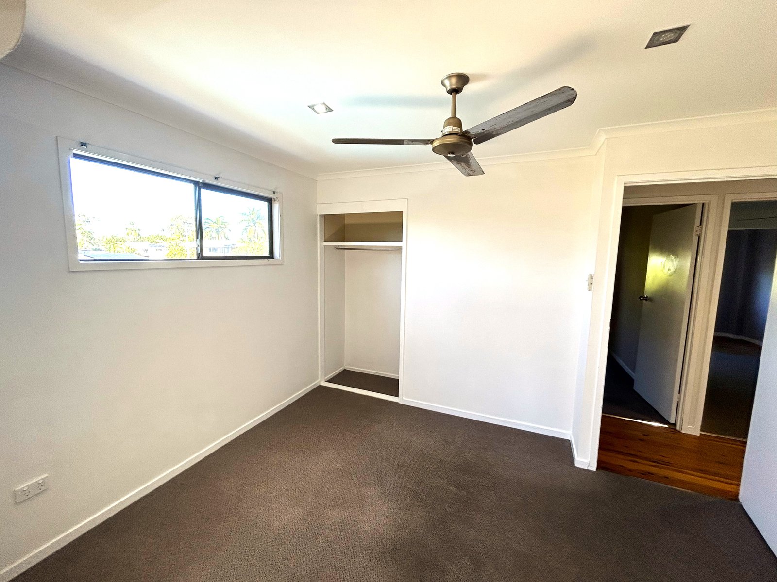 8 Andrew Court BOYNE ISLAND 14