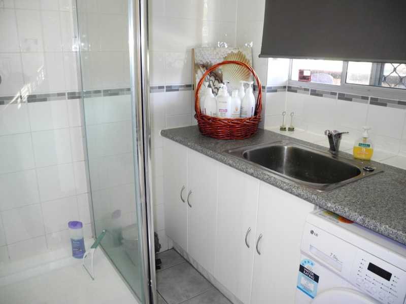 8 Andrew Court BOYNE ISLAND 17