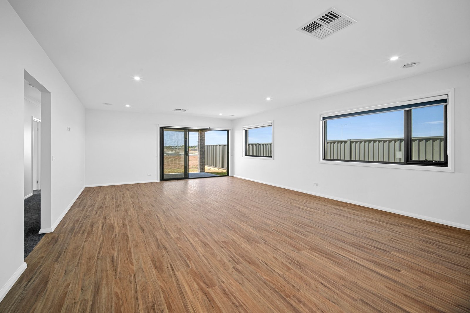 Gallery: 8 Anglesea Street