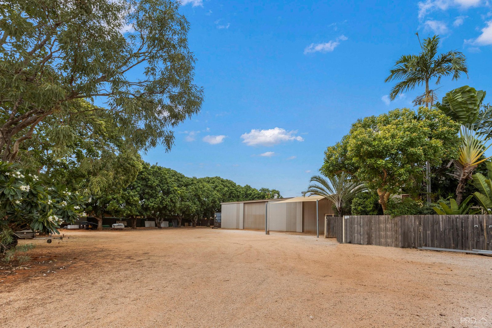 8 Antheous Way BILINGURR 9